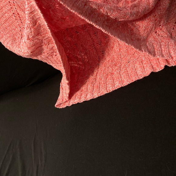 Express Dolman Hi-Low 3/4 sleeve Cable Knit V-Neck Sweater - Picture 11 of 15